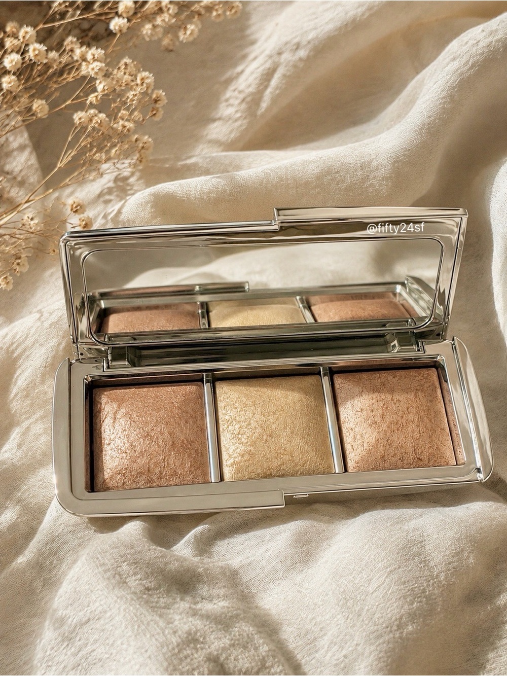 Hourglass Ambient Metallic Strobe Lighting Palette